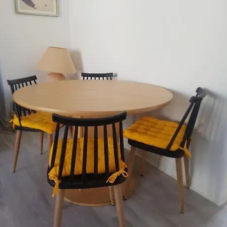 Entier - T4 Hypercentre Dans Rue Calme - Stationnement Gratuit