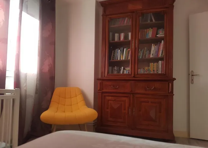 Entier - T4 Hypercentre Dans Rue Calme - Stationnement Gratuit Apartment Tarbes