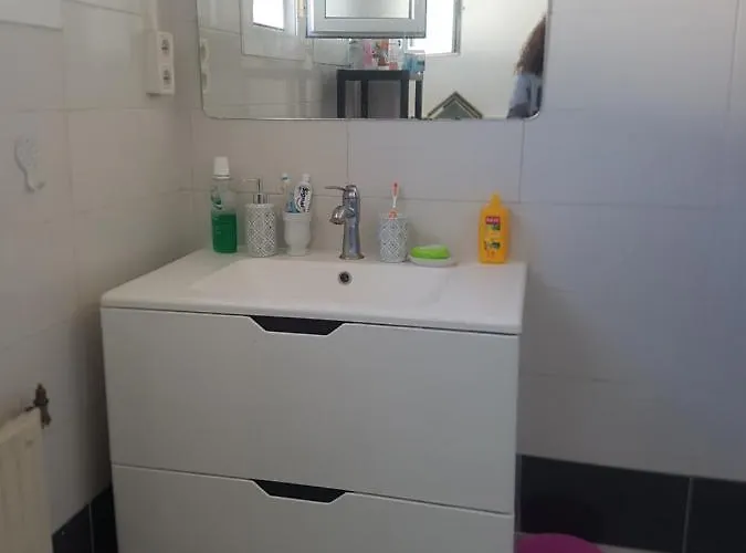 Entier - T4 Hypercentre Dans Rue Calme - Stationnement Gratuit *