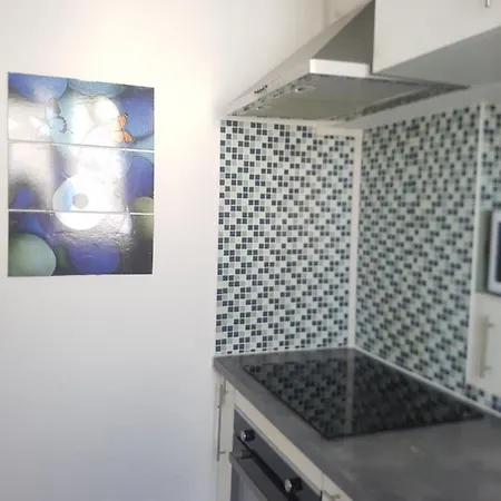 Appartement Entier - T4 Hypercentre Dans Rue Calme - Stationnement Gratuit